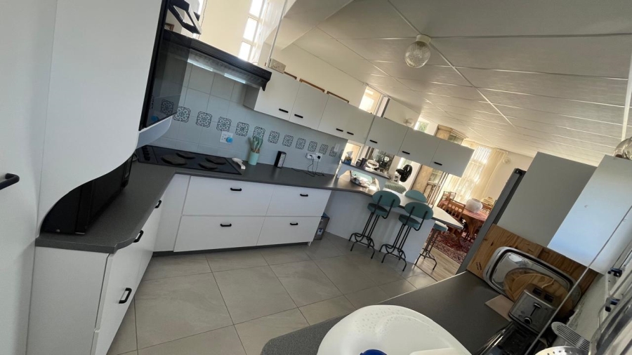 3 Bedroom Property for Sale in Wavecrest Eastern Cape